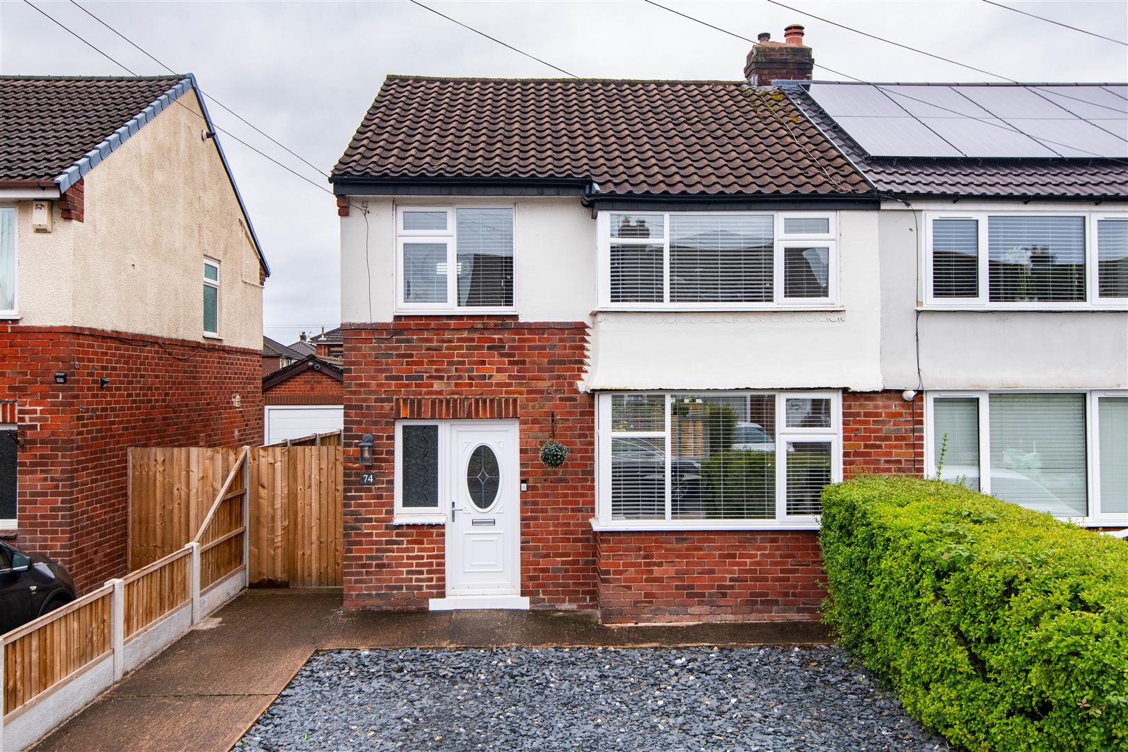 3 bed property in Laburnum Avenue, Preston